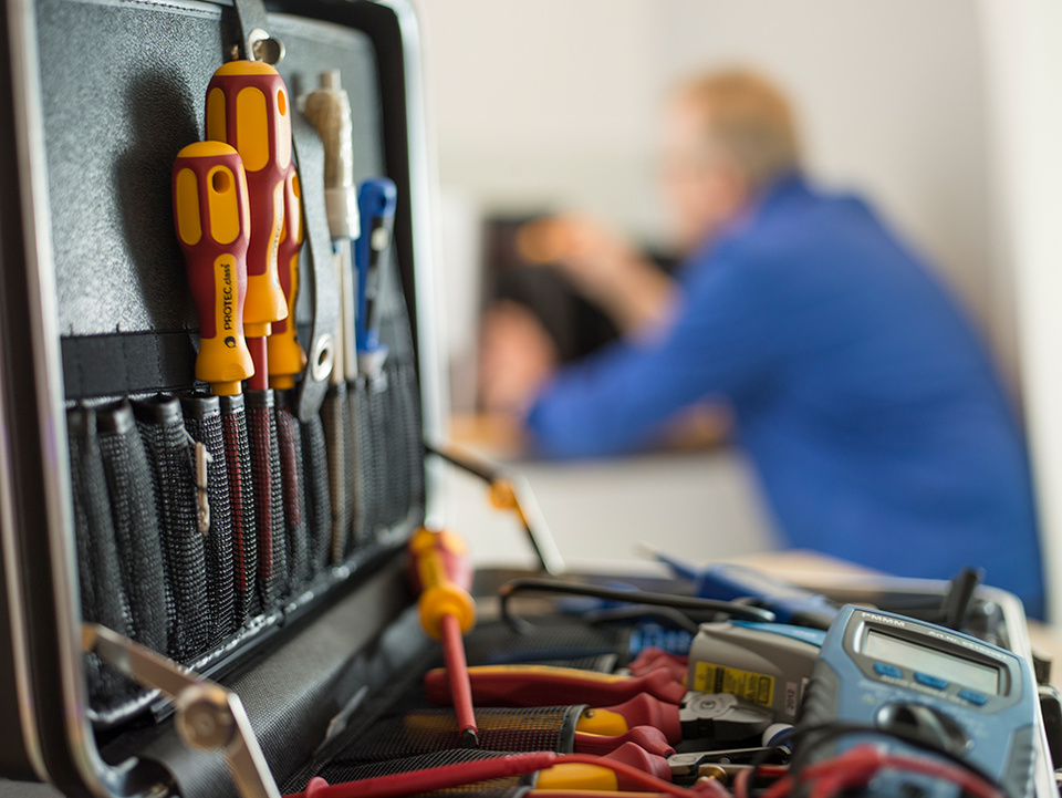 C F022411 bei Elektrotechnik Gumpp in Buttenwiesen
