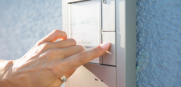 Sprech­anlagen bei Elektrotechnik Gumpp in Buttenwiesen