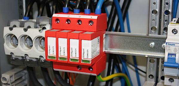 Über­spannungs­schutz bei Elektrotechnik Gumpp in Buttenwiesen